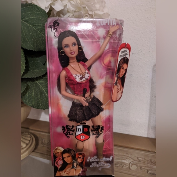 Kit 3 Bonecas Barbie Coleção Especial RBD Rebelde Mia, Lupita e Roberta - Mattel | Brasil